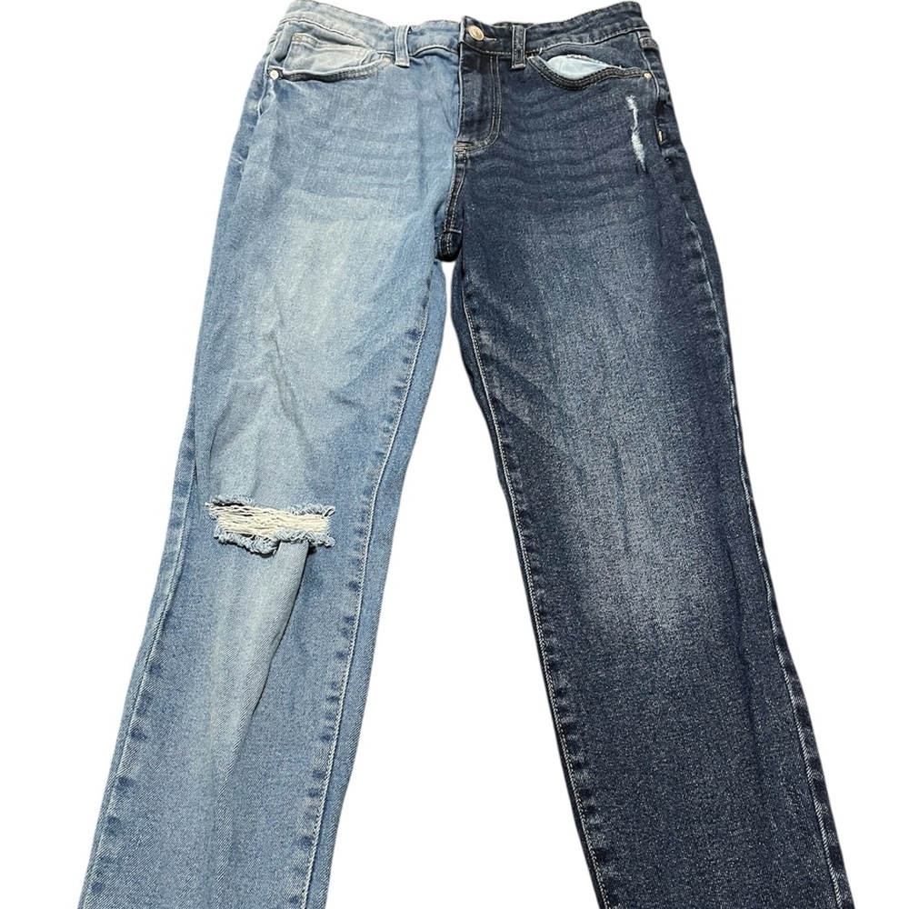 No Boundaries Women’s High Rise Two Toned Jeans